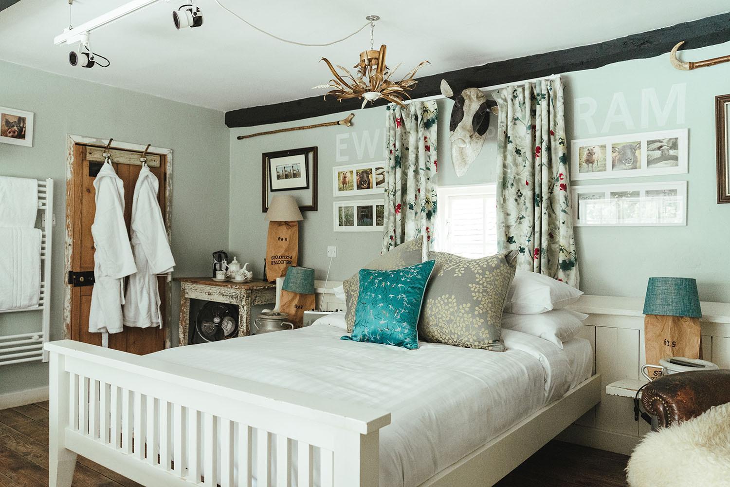 The Woolpack Inn Wavehorne الغرفة الصورة