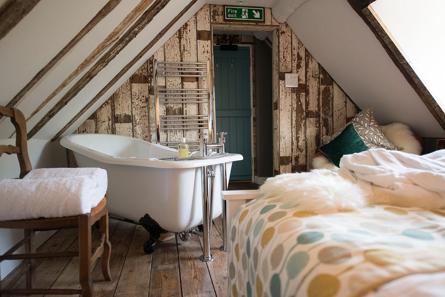The Woolpack Inn Wavehorne الغرفة الصورة
